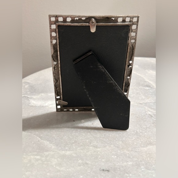 Vintage pewter picture frame for 2.5” x 4” photo in a rose trellis design - Picture 2 of 2